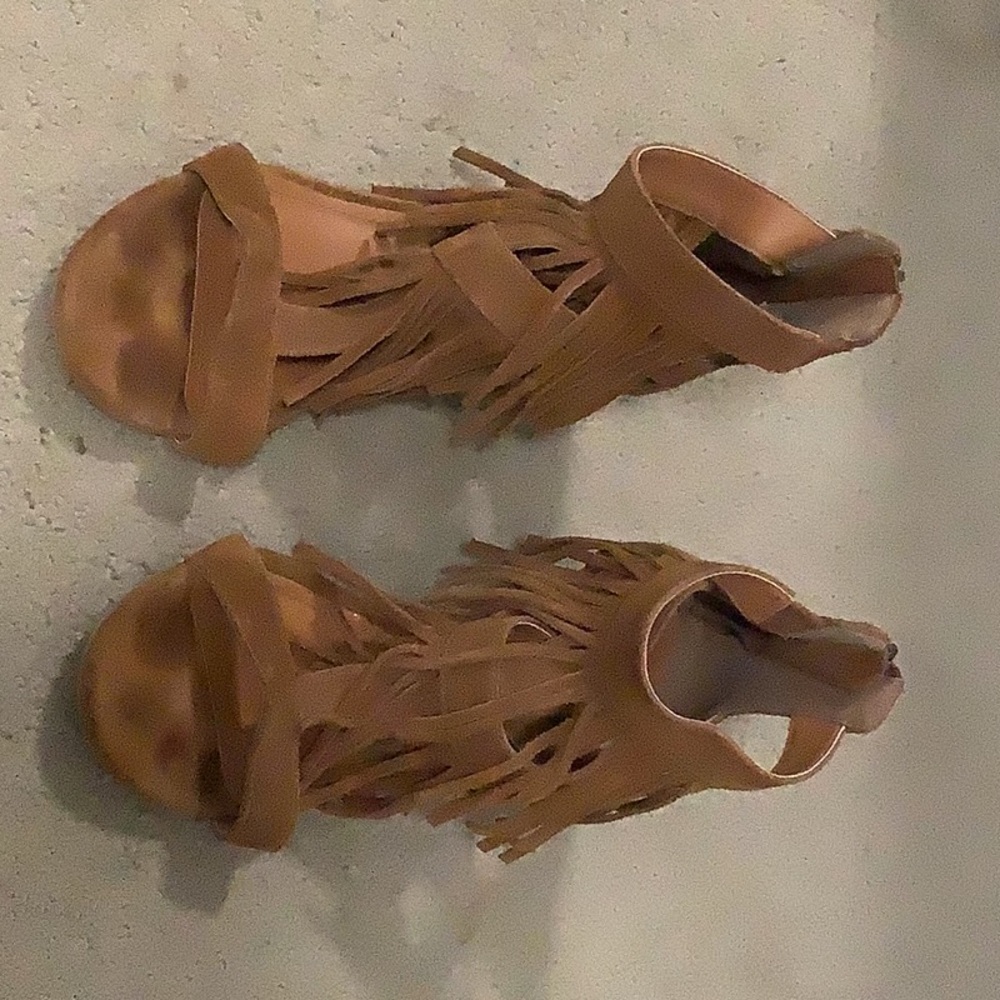 Steve Madden Fringe heels